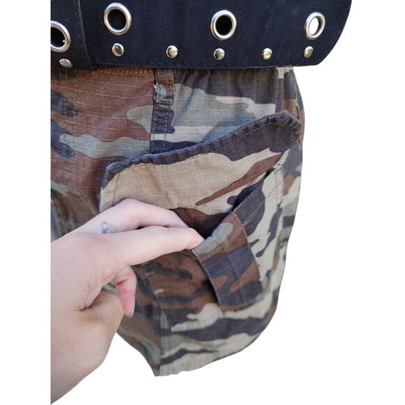 Y2k Justify Green Camo Cargo Pocket Grunge Punk Cyber Mini Short Skirt Sz L - Picture 3 of 8